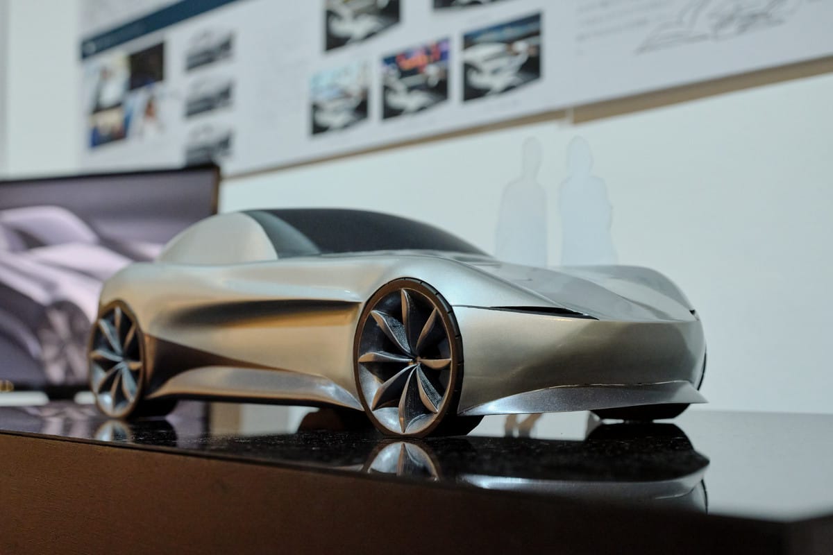 目的地のない移動を楽しむ新たなクーペ