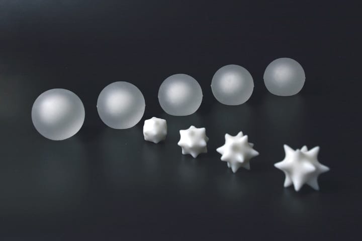 コミュニケーションにおける心理状態の表現を支援するための感性評価ツールの開発