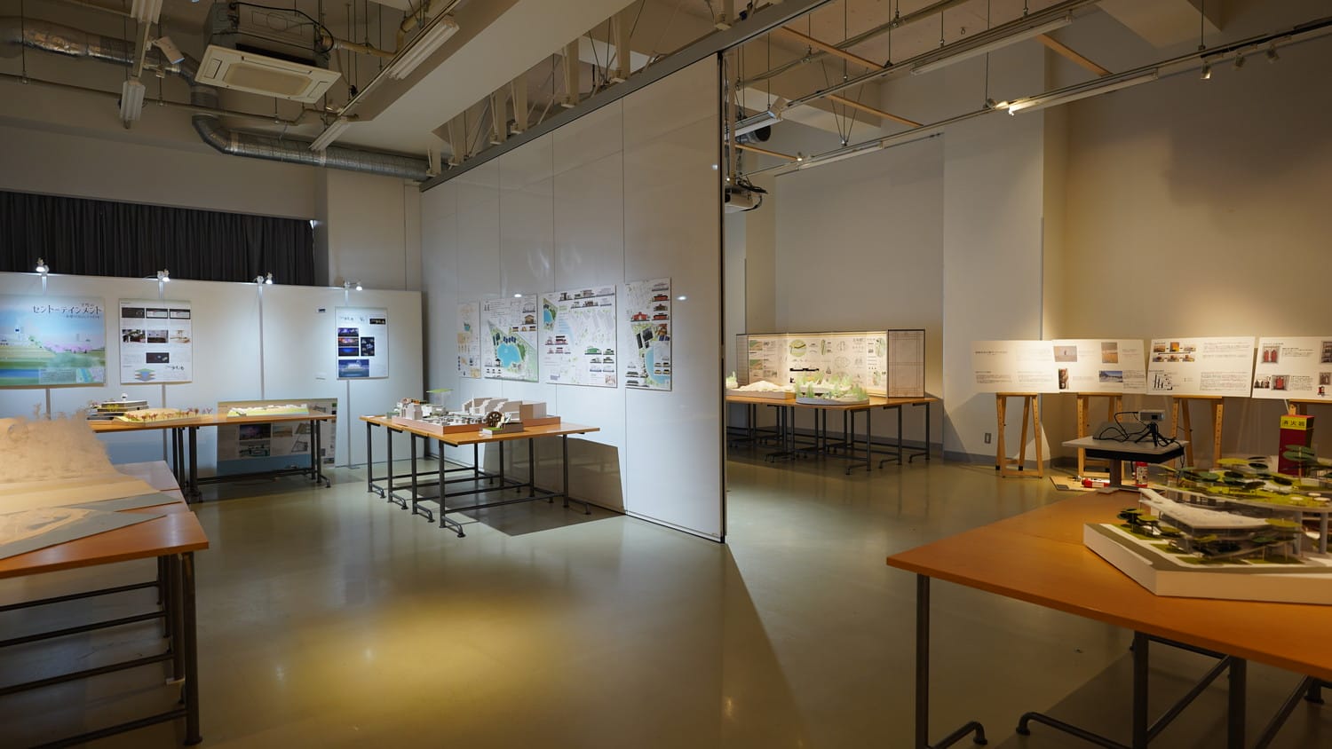 日本大学芸術学部デザイン学科　2023年度卒業制作展