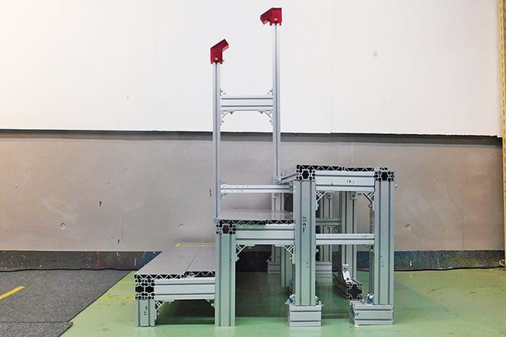 握りやすい階段用手すりの力学的負荷分析