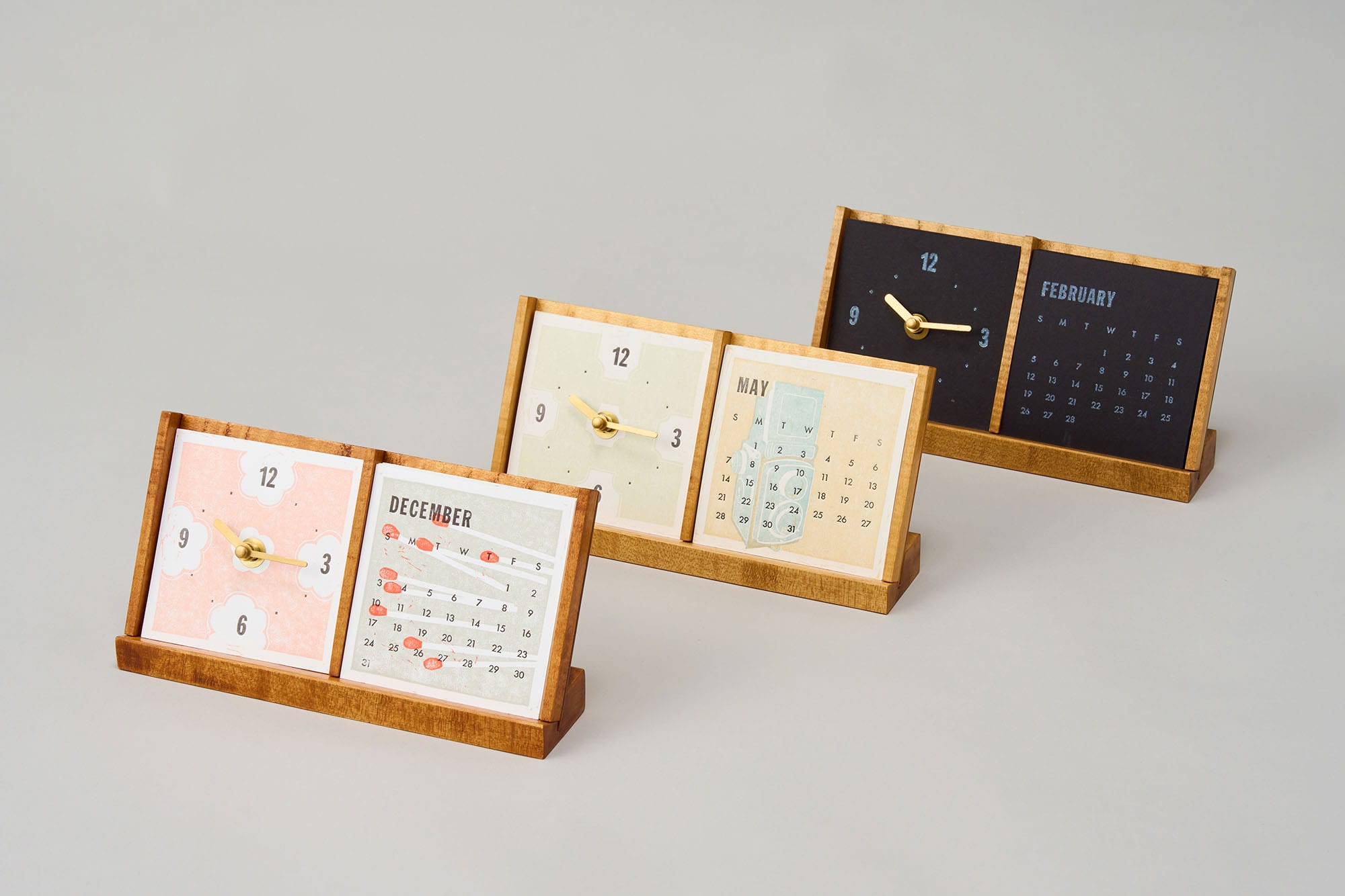 アナログな印刷方法による紙雑貨の制作 -活版印刷を用いたカレンダーの制作-