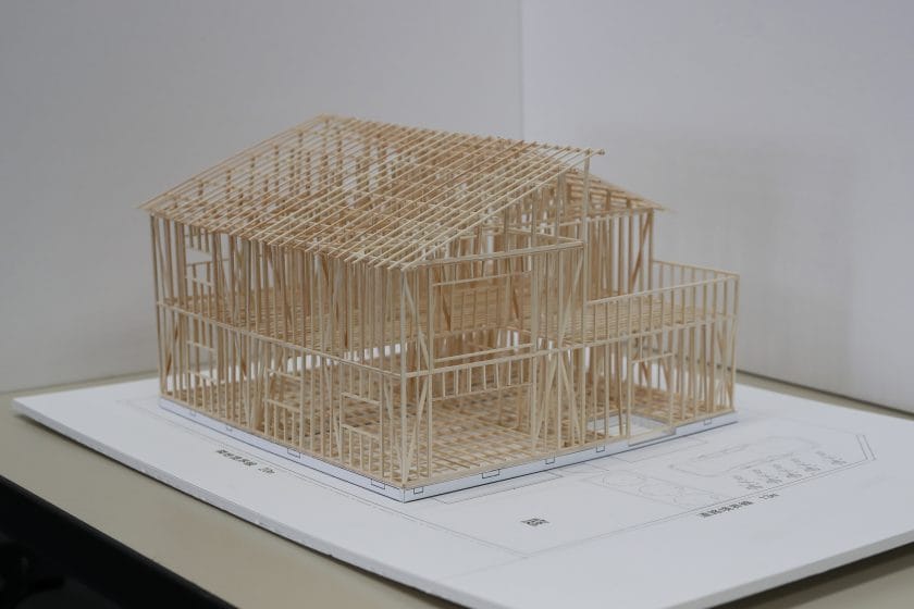 吹き抜けのある家 ひろいえ