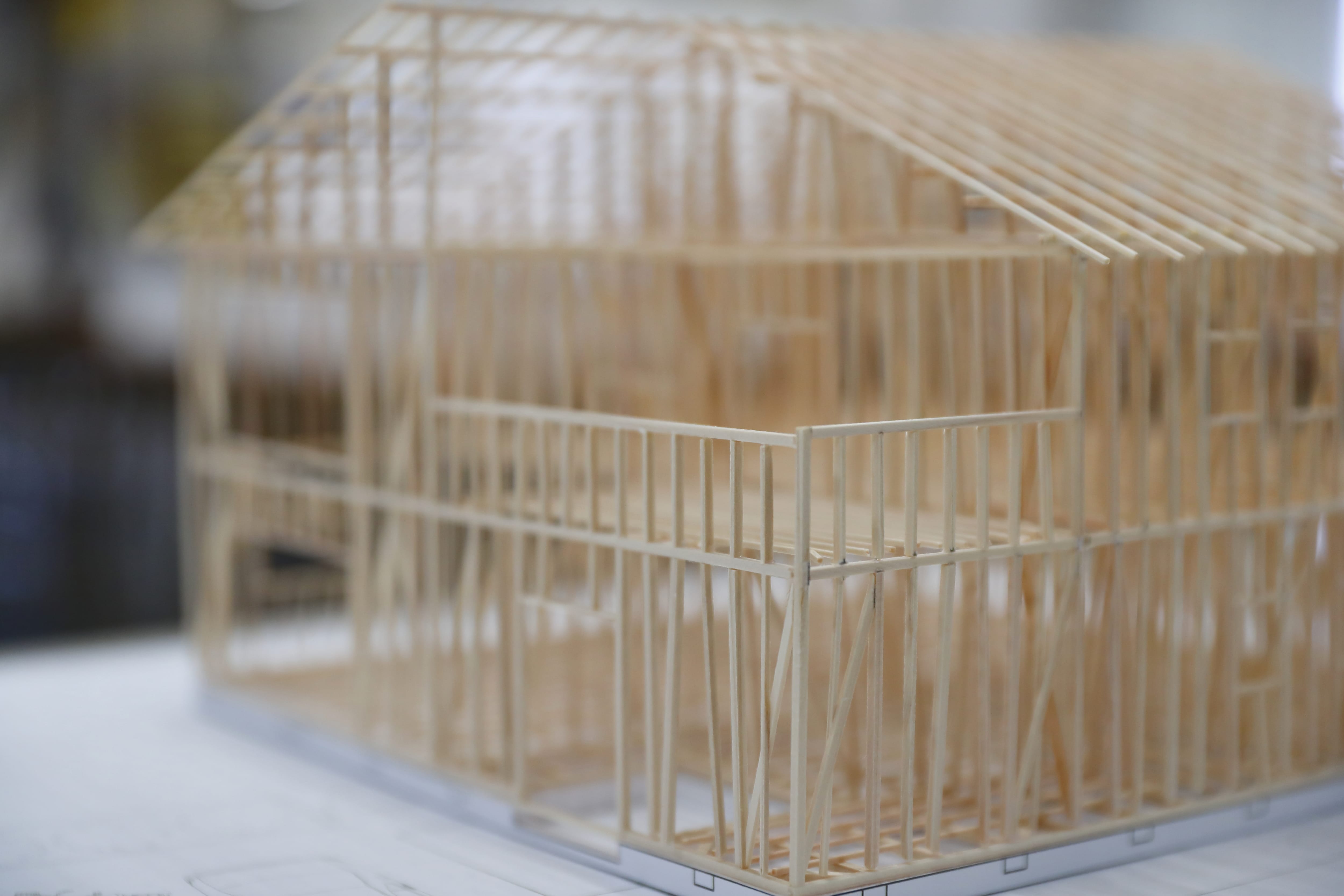 吹き抜けのある家 ひろいえ