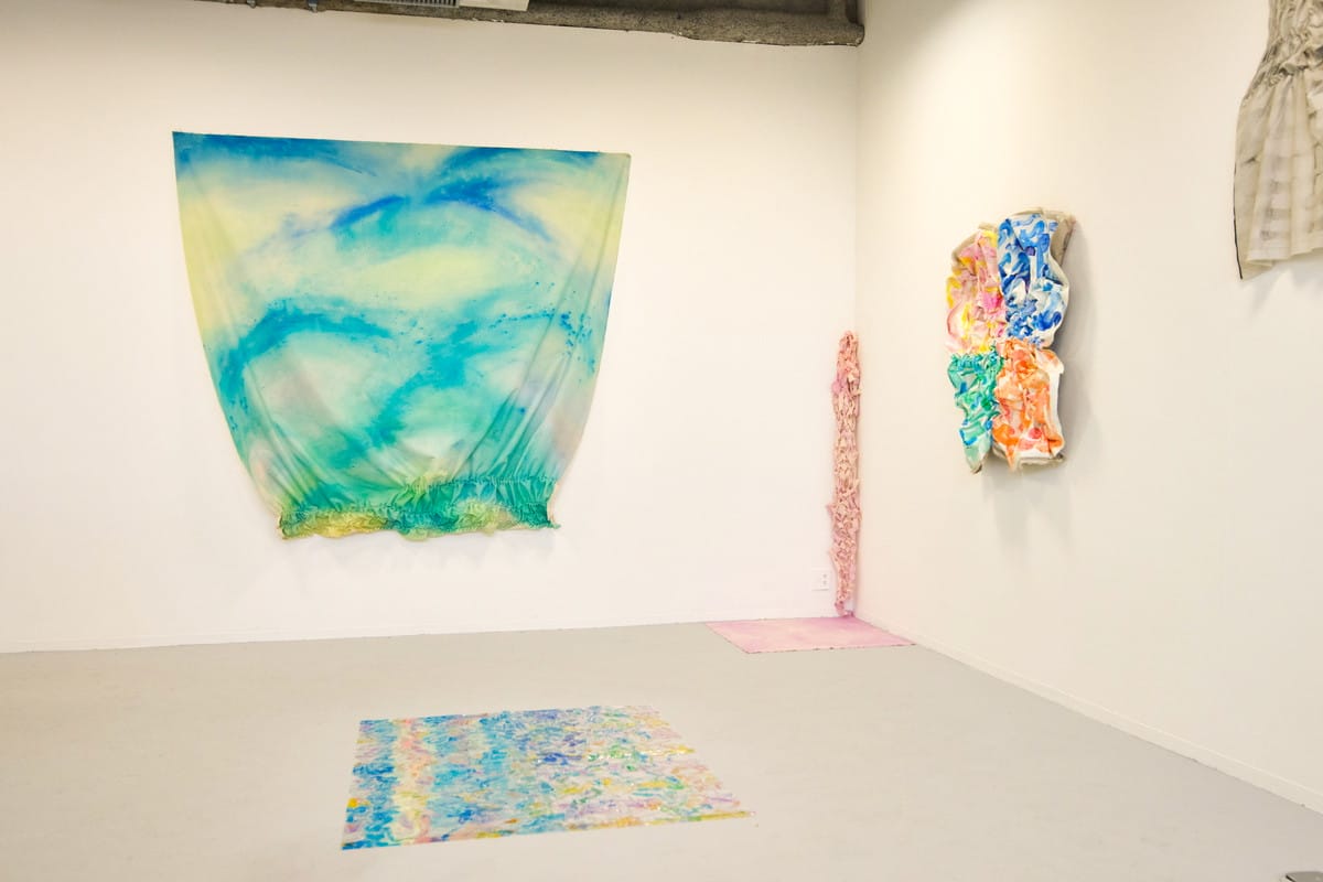 近くを見つめ、未知を眺める