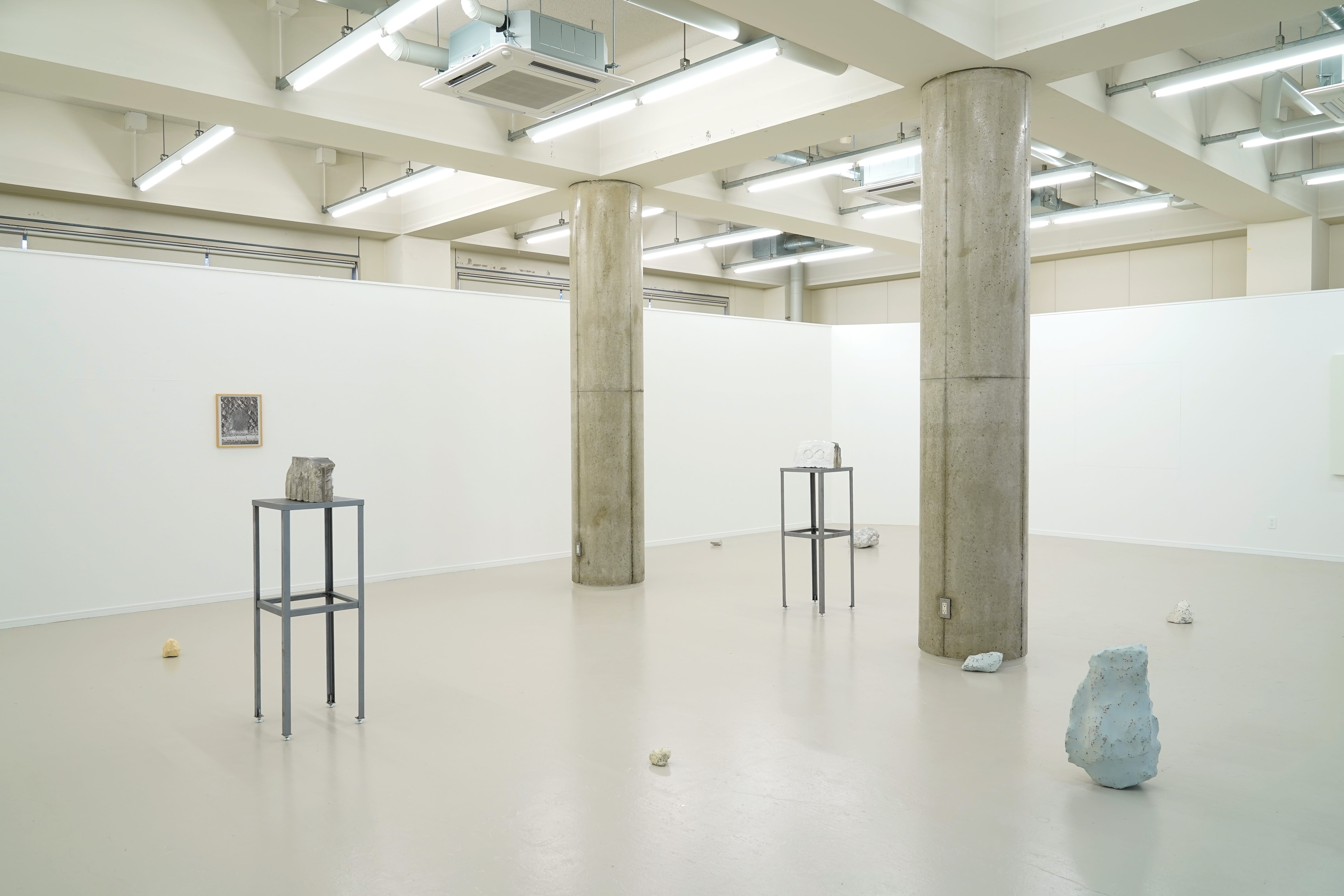 smooth stone ∞ [ ]