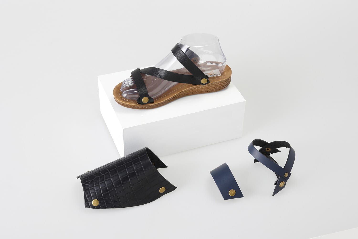 現代社会に合わせたサンダルの提案