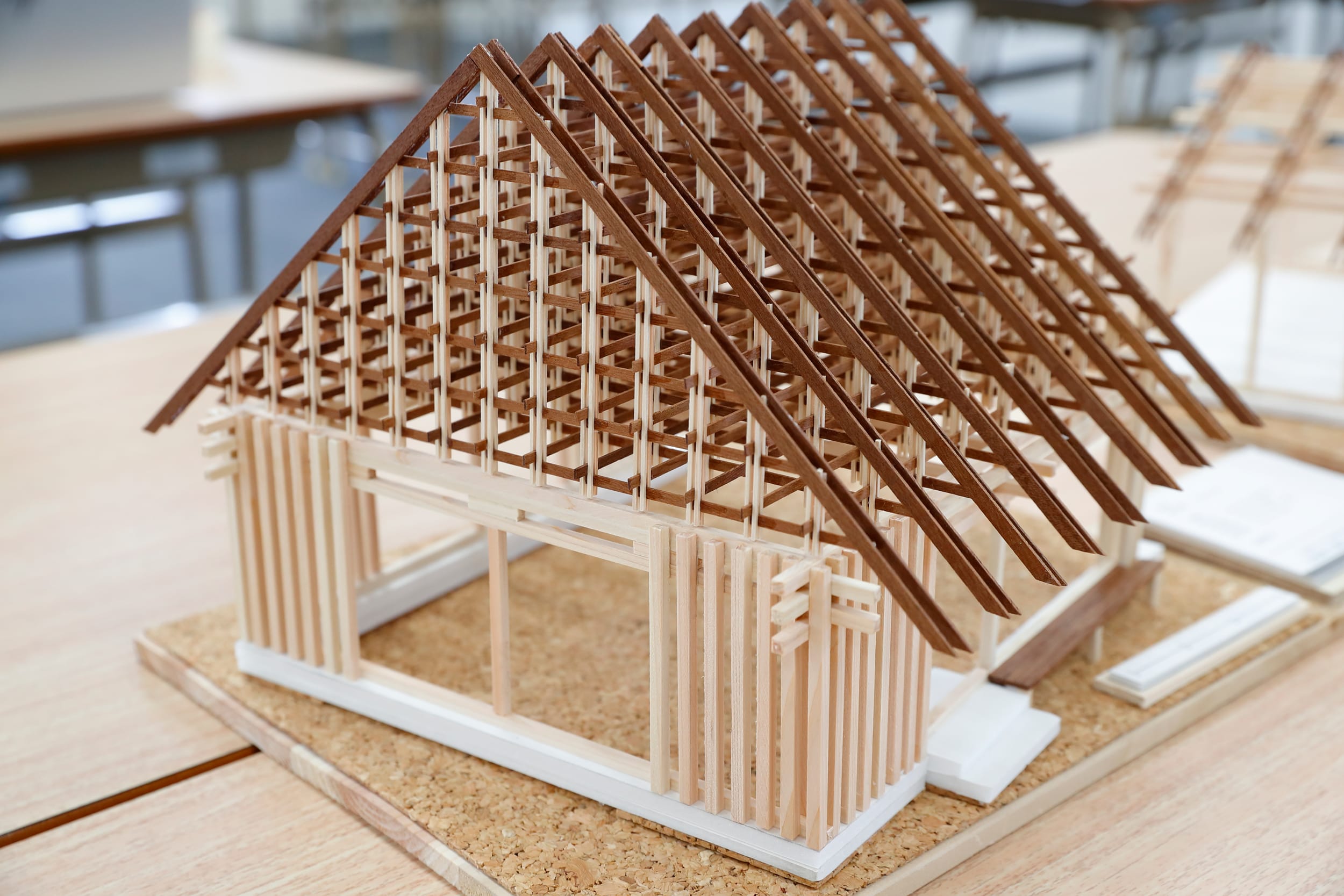 ～山間部における準限界集落の再生～ 小径材で組む木造建築群 林郭