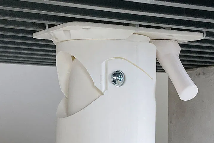 アンダーパス水位測定器の外装と取り付け機構の設計提案