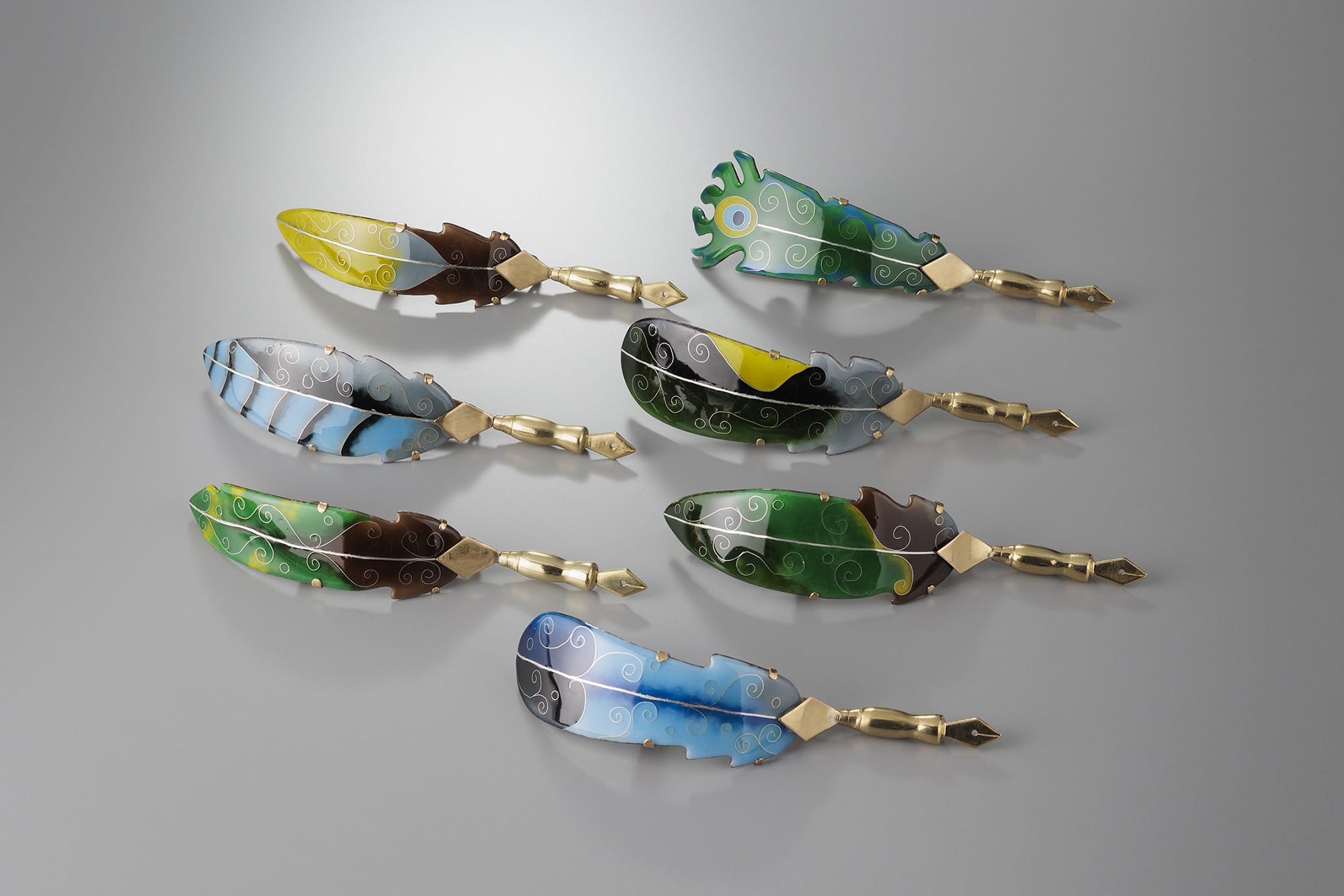 Fulﬁlling life – 髪を飾る有線七宝のジュエリー制作 –