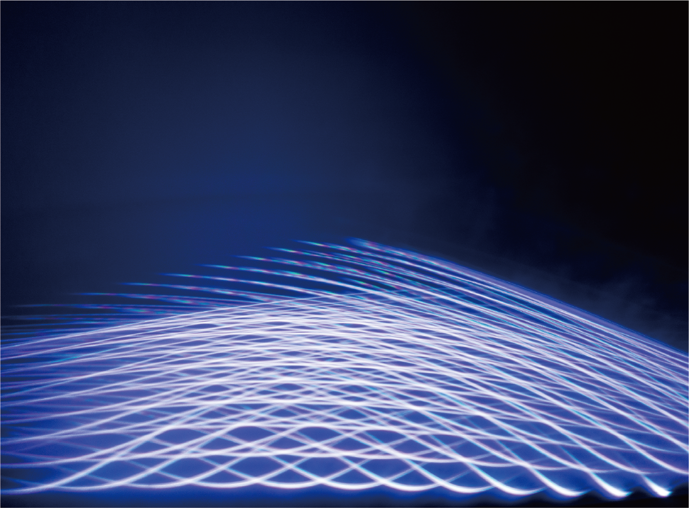 電気自動車のための導光板を用いたフロントグリル表現の提案