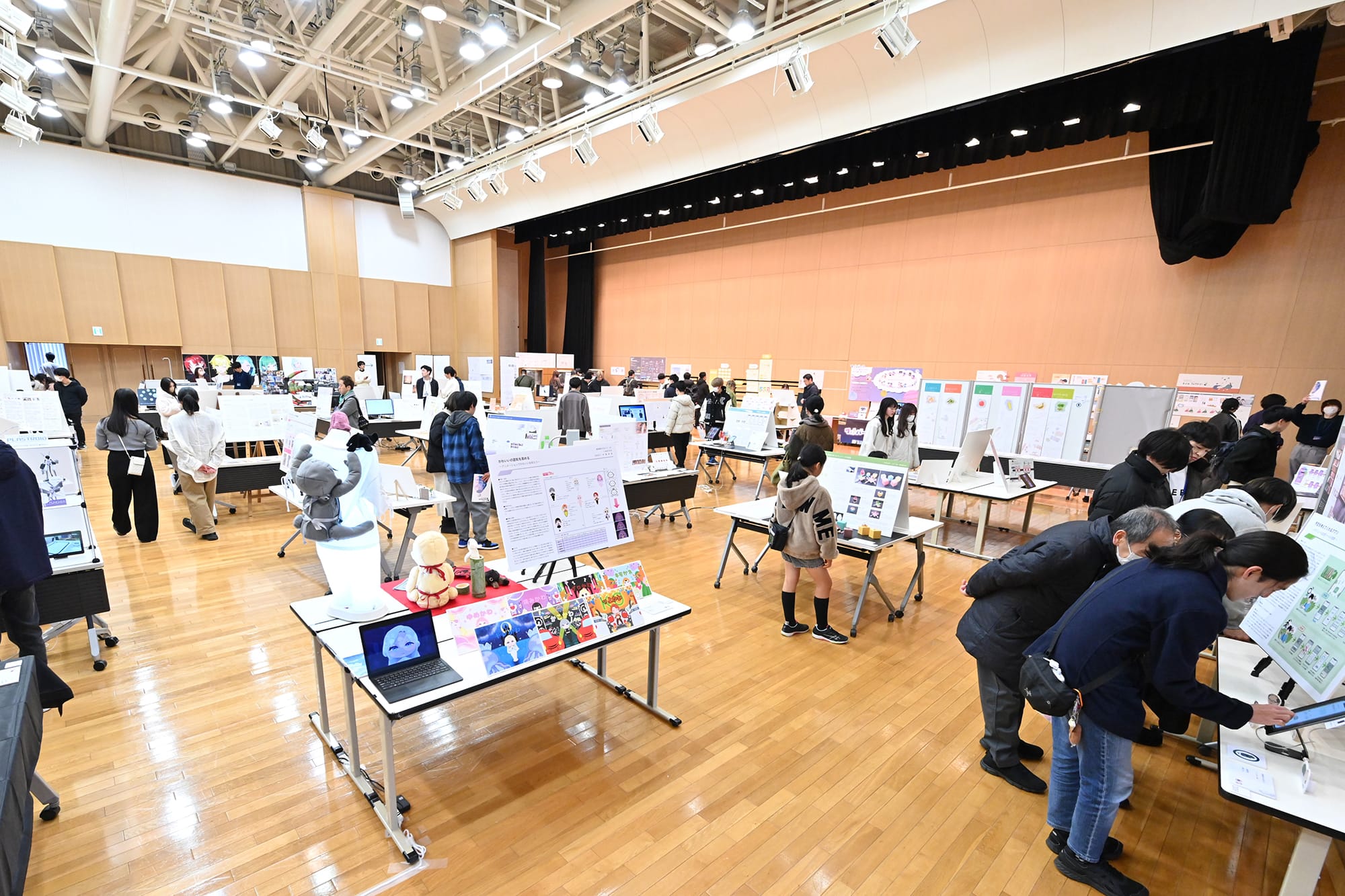 2023年度 千葉工業大学 創造工学部 デザイン科学科 卒業研究展