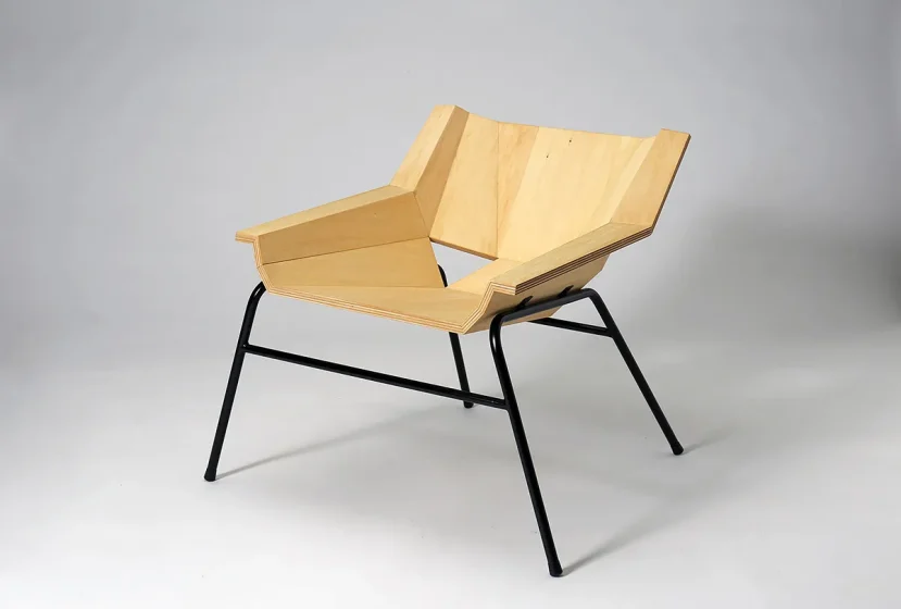 板材を無駄なく活用する椅子のデザイン