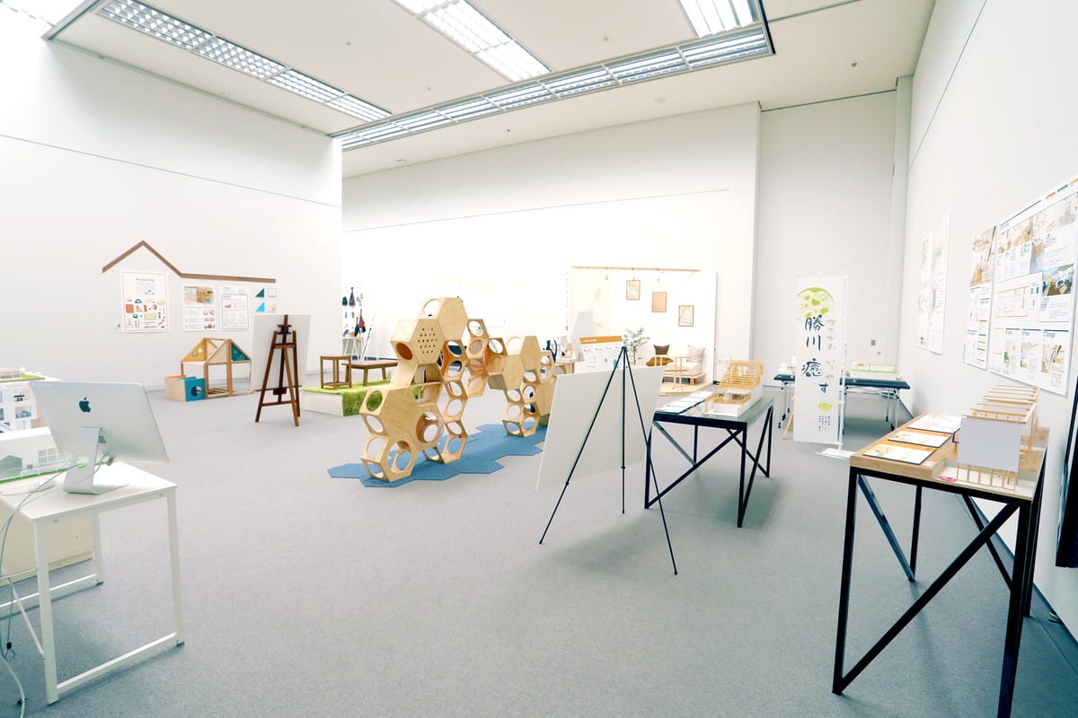 名古屋学芸大学 メディア造形学部 デザイン学科 卒業・修了制作展