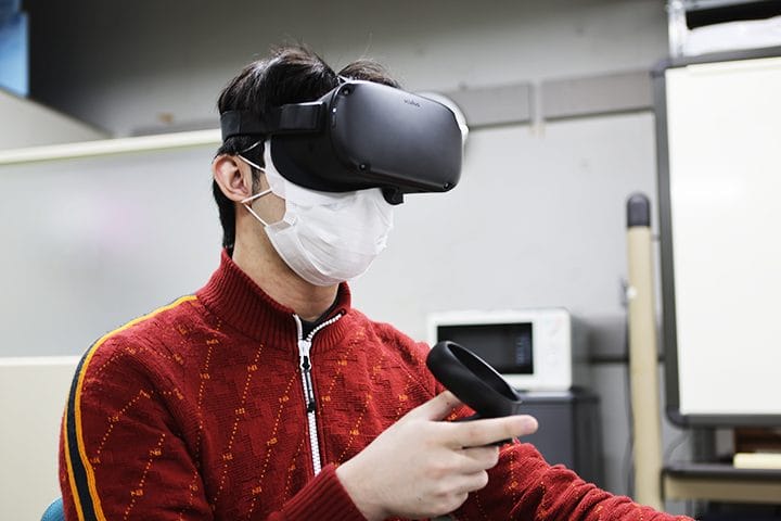 ステージ上での社会不安障害を緩和させるためのVRツールの提案