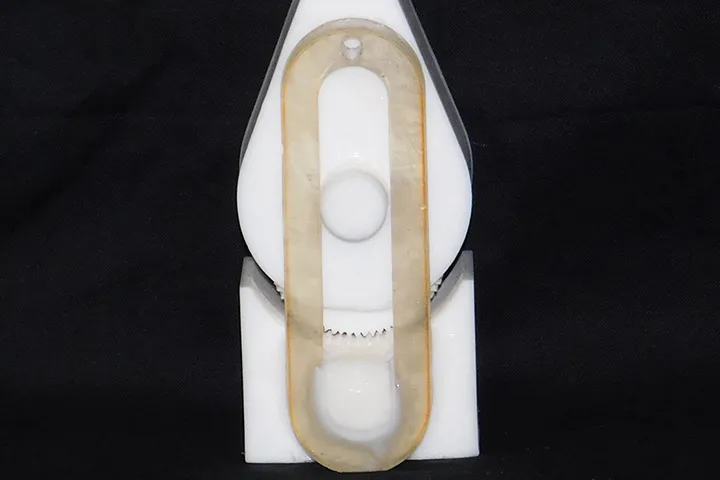 ラチェット機構を取り入れた杖石突部の開発