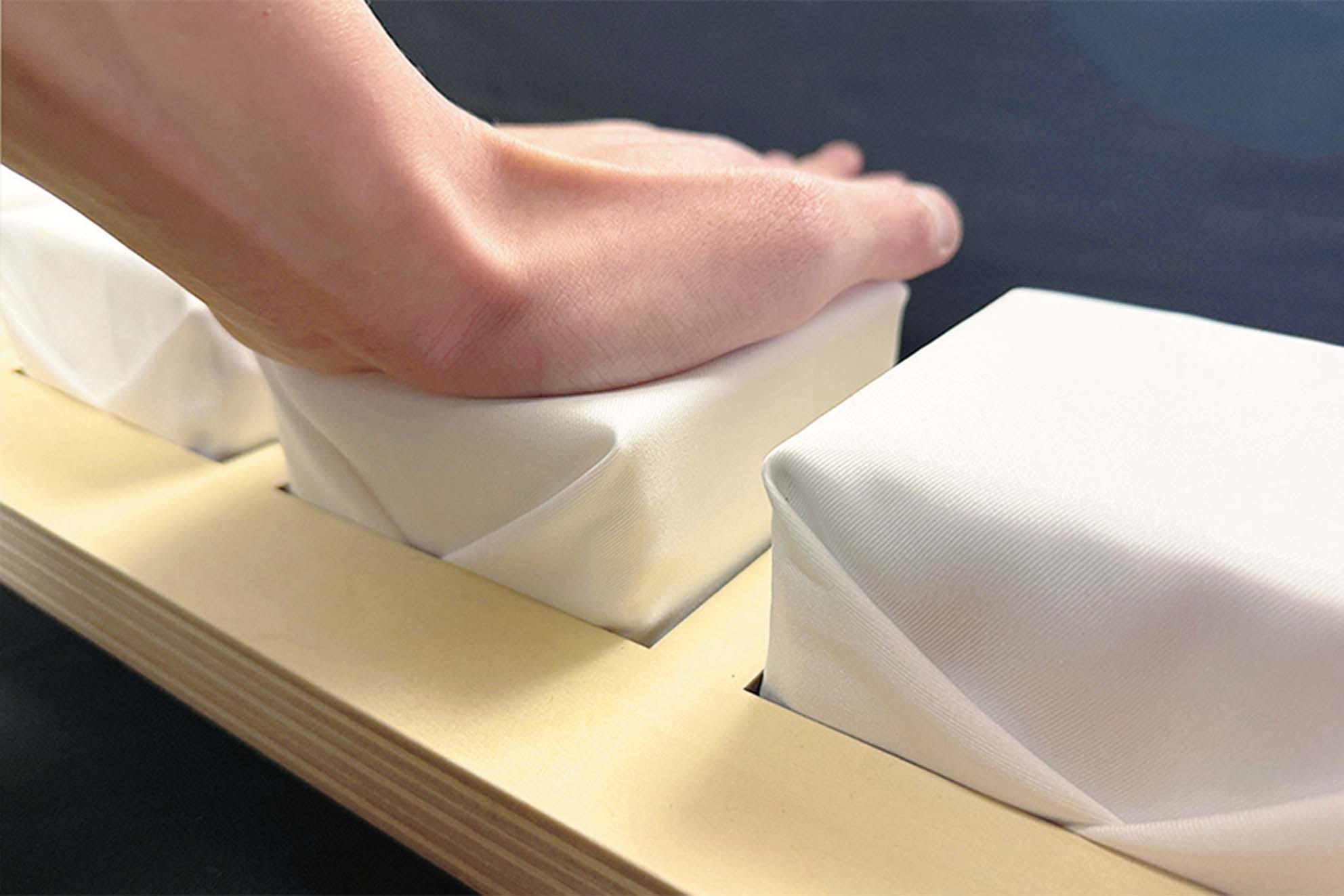 触覚による感謝の分類ツール