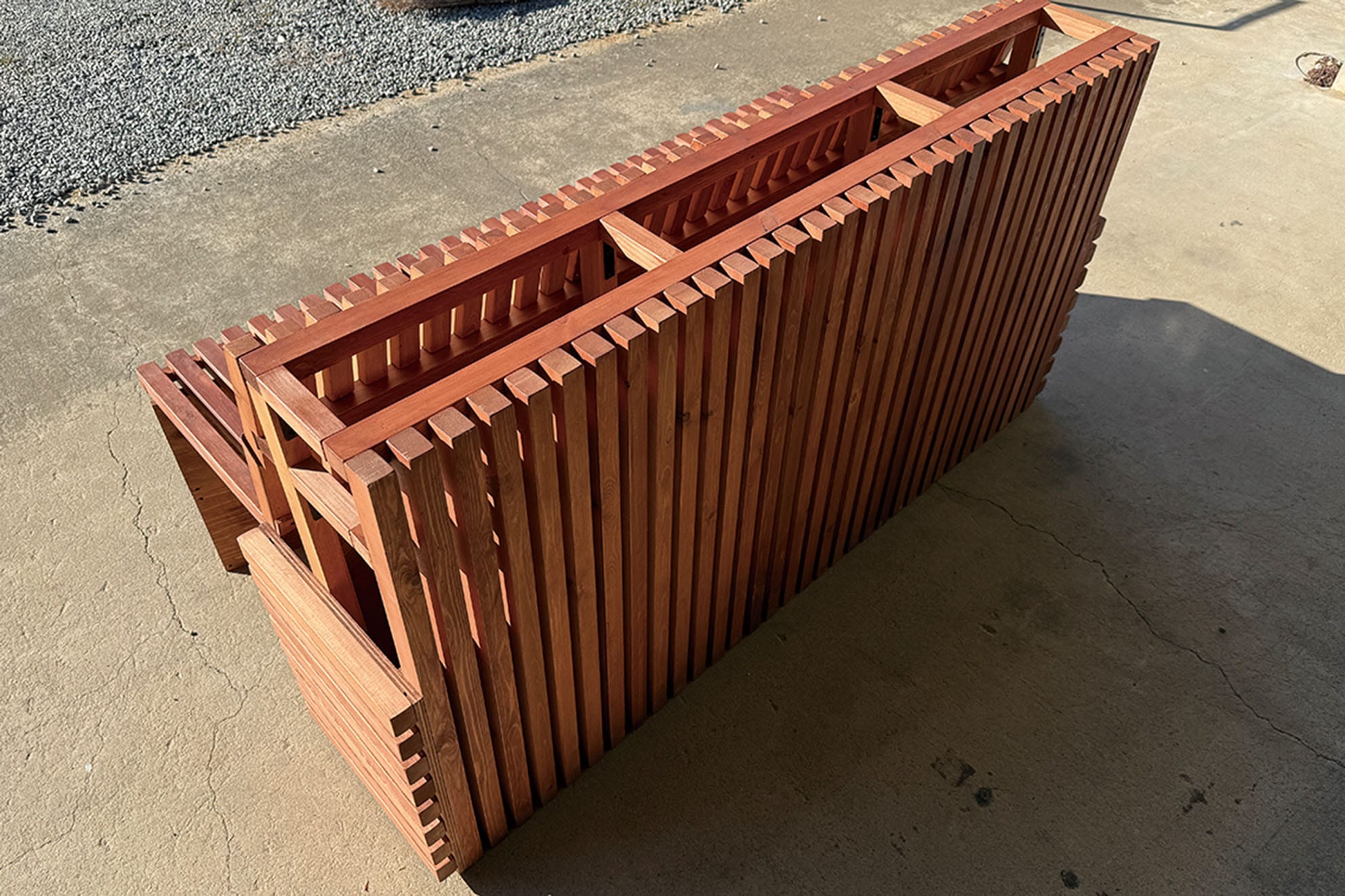 排除ベンチにおけるデザイン表現の可能性