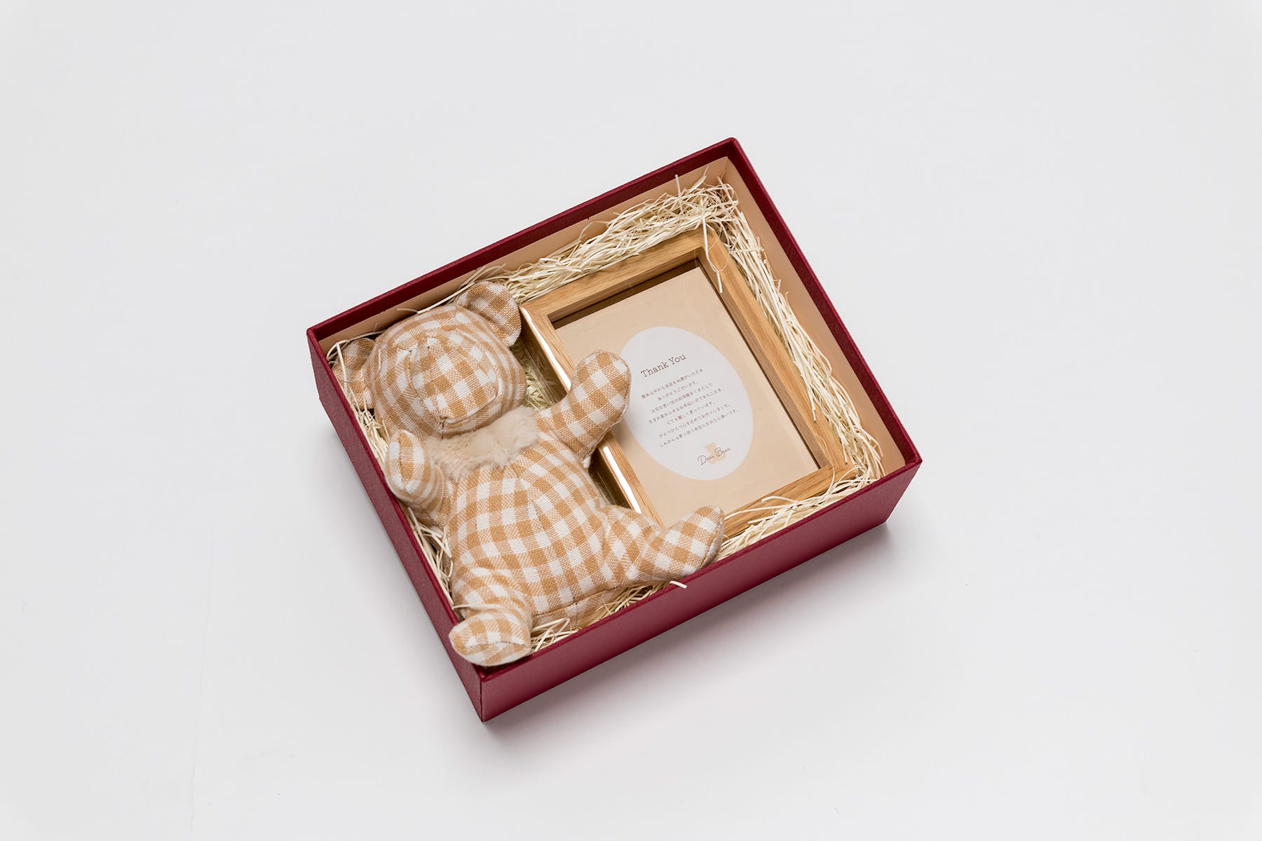 熊→クマ→くま ─アップサイクルで “思い出を残す”ぬいぐるみの提案─