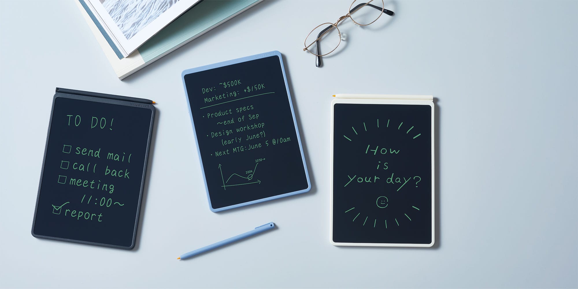 ブルー、ブラック、ホワイトの3色のメモパッド