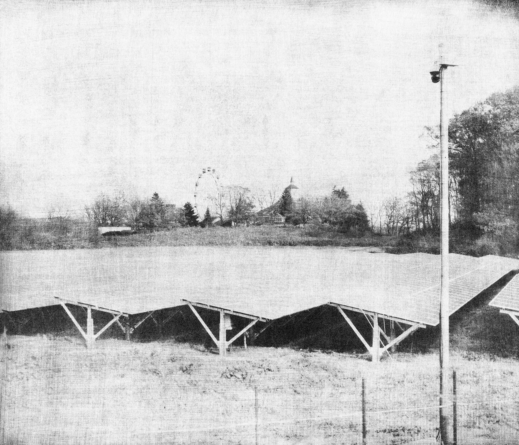 木の家、白煙の町