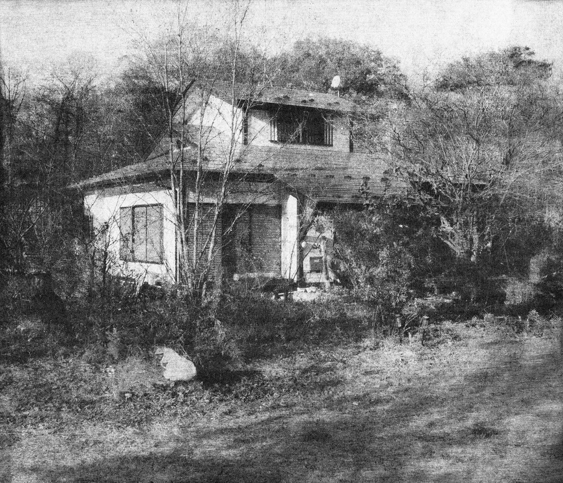 木の家、白煙の町